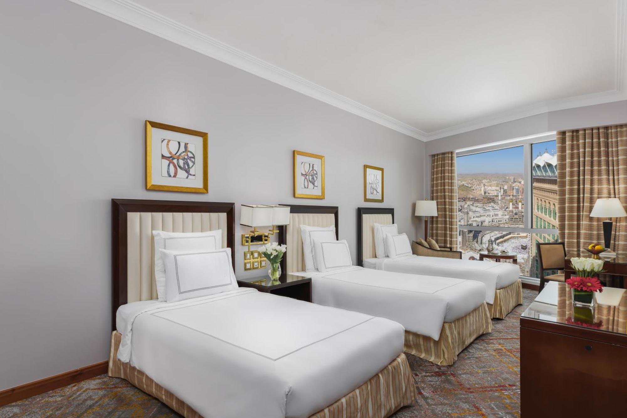 Swissotel Al Maqam Makkah Mekka Eksteriør billede Deluxe Room